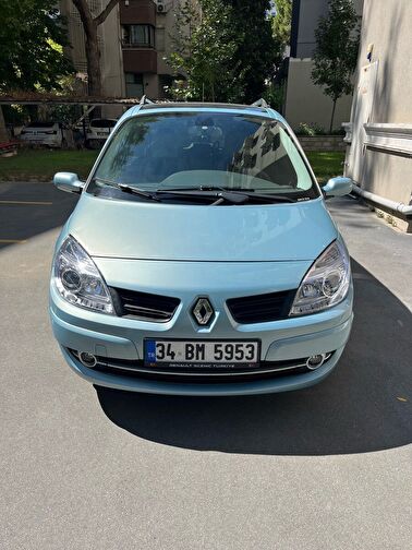 RENAULT GRAND SCENIC