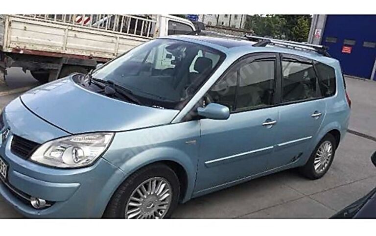 RENAULT GRAND SCENIC