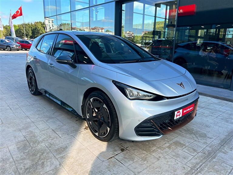 CUPRA BORN
