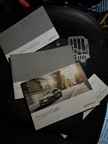 RENAULT CLIO SPORT TOURER