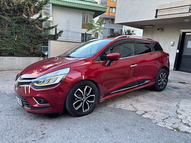 RENAULT CLIO SPORT TOURER
