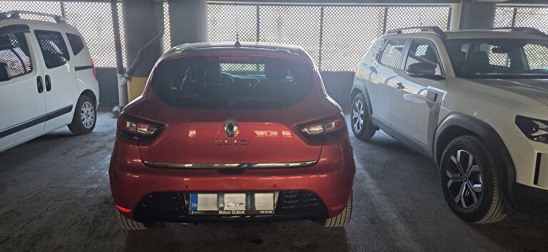 RENAULT CLIO