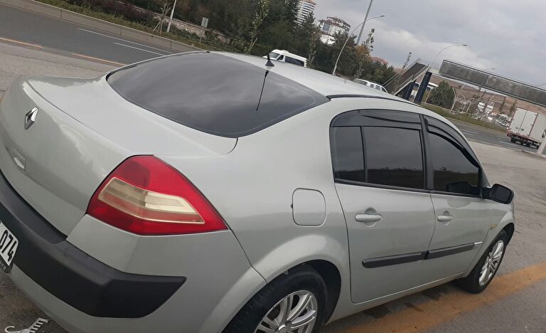 RENAULT MEGANE