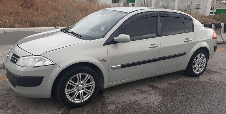 RENAULT MEGANE