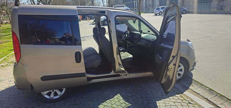 FIAT DOBLO COMBI