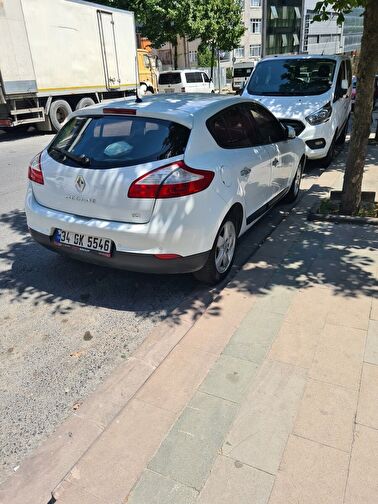 RENAULT MEGANE