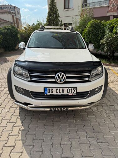VOLKSWAGEN AMAROK