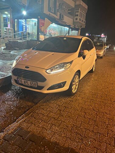 FORD FIESTA