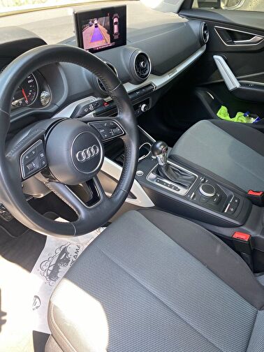 AUDI Q2