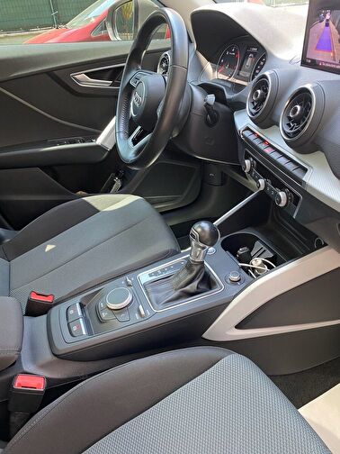 AUDI Q2