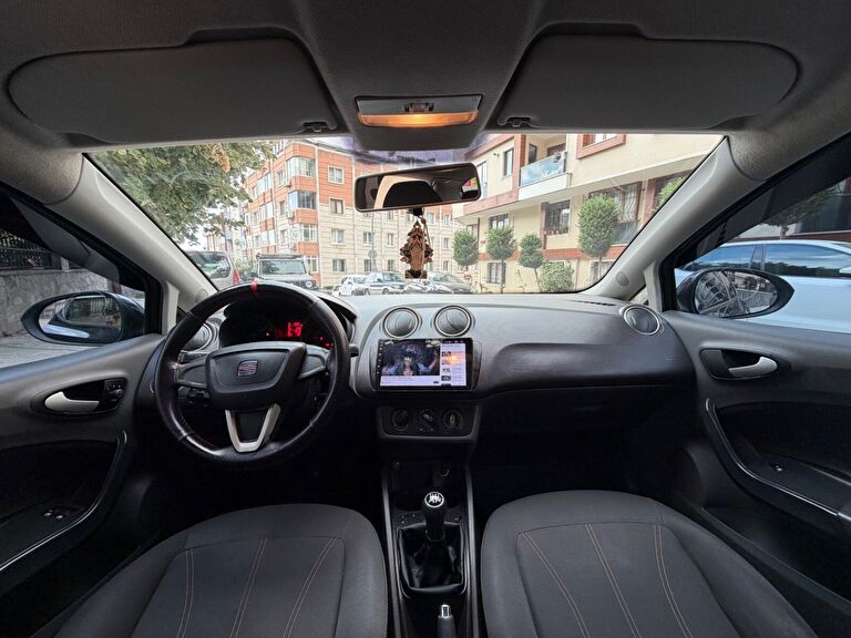 SEAT IBIZA