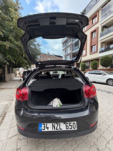 SEAT IBIZA