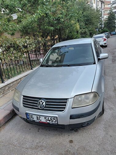 VOLKSWAGEN PASSAT