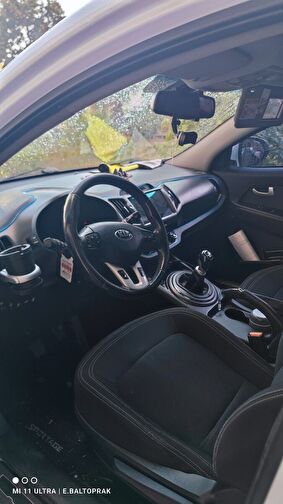 KIA SPORTAGE
