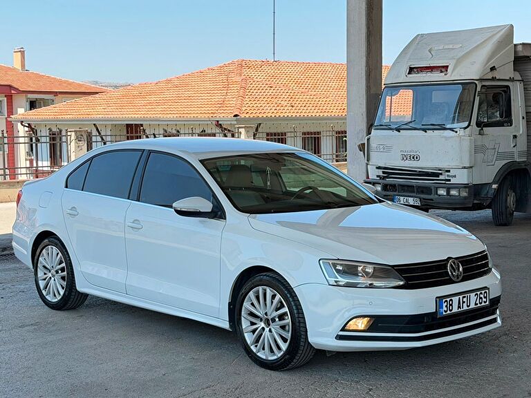 VOLKSWAGEN JETTA