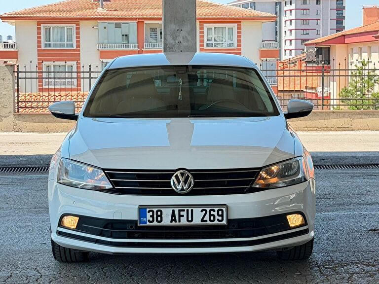 VOLKSWAGEN JETTA