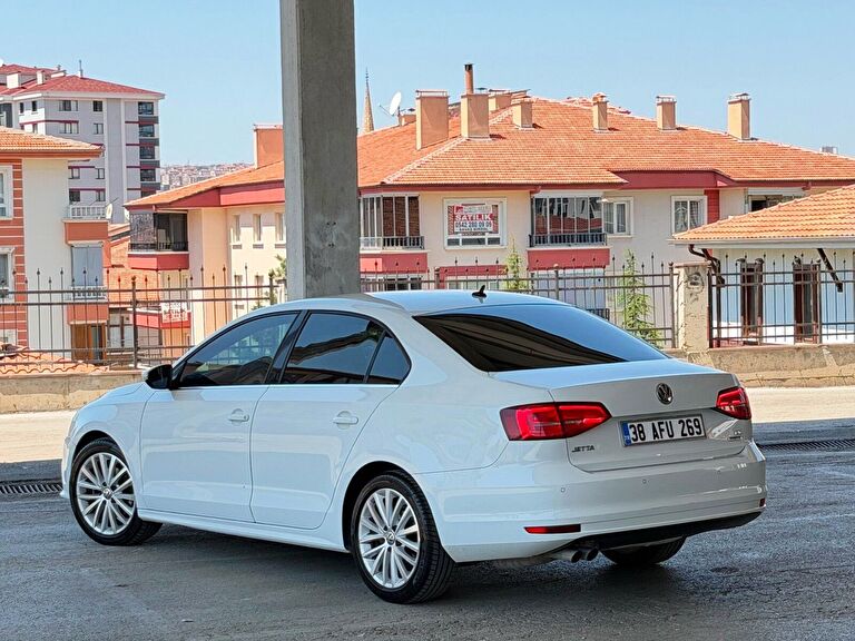 VOLKSWAGEN JETTA