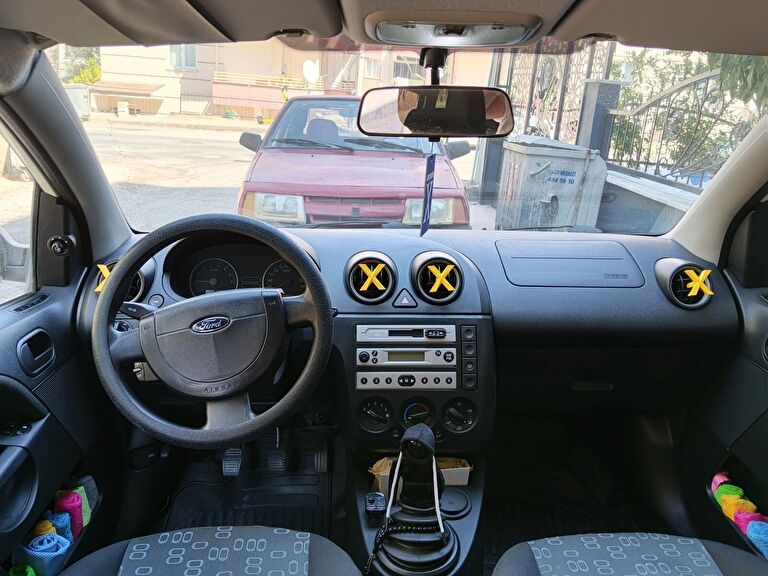 FORD FIESTA