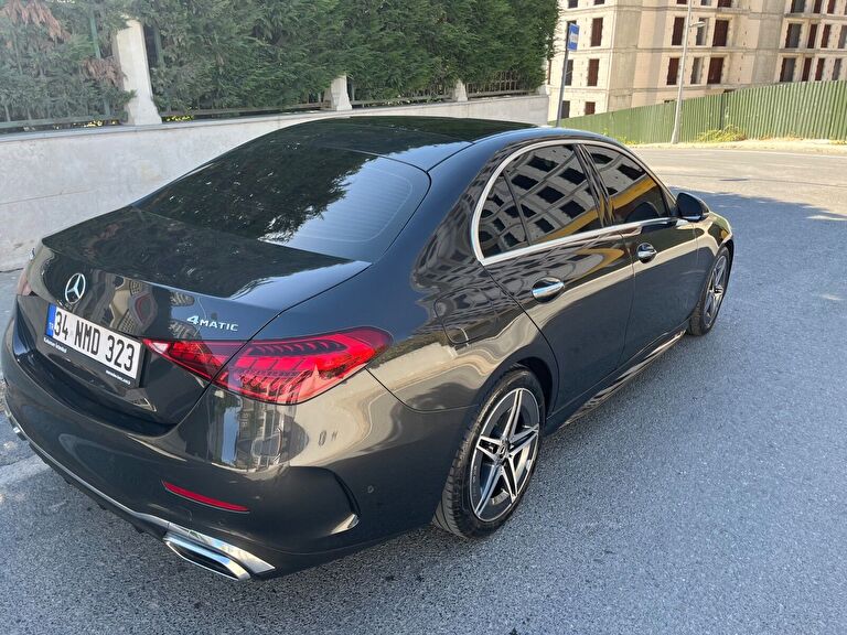 MERCEDES-BENZ C-SERISI