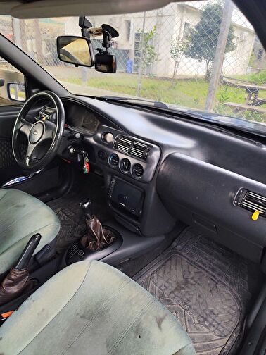 FORD ESCORT