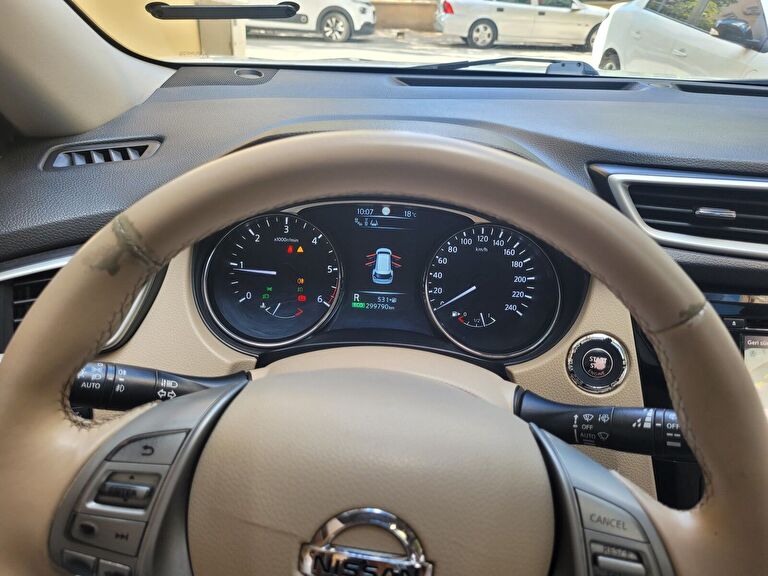 NISSAN X-TRAIL