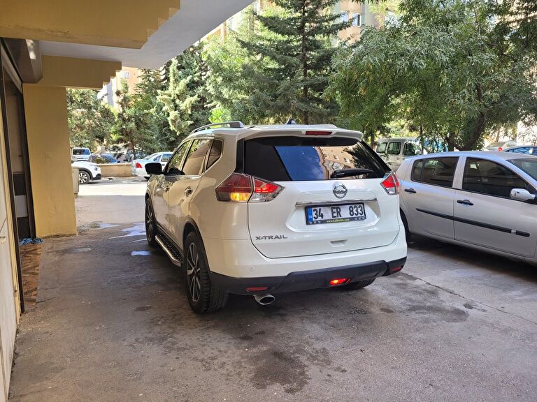 NISSAN X-TRAIL