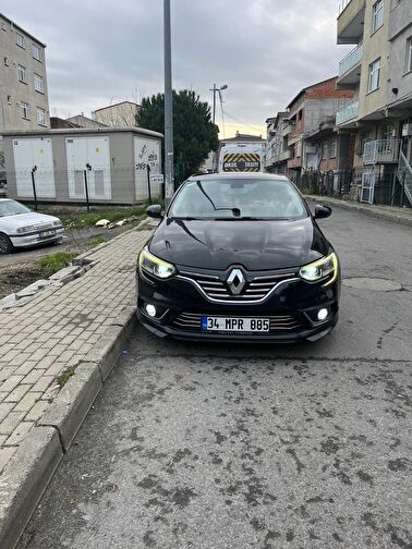 RENAULT MEGANE