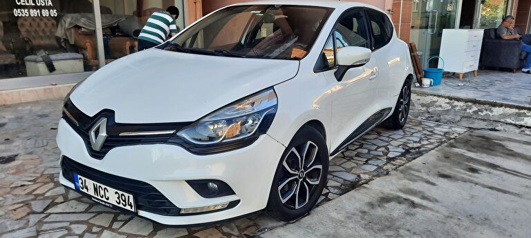 RENAULT CLIO
