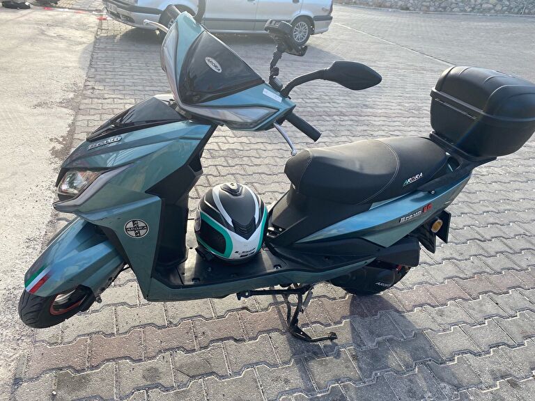 Arora Bravo 50