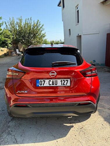 NISSAN JUKE