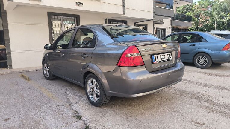 CHEVROLET AVEO
