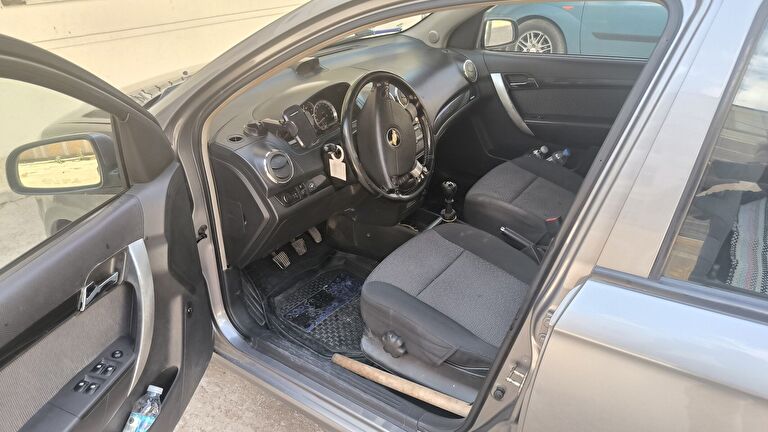 CHEVROLET AVEO