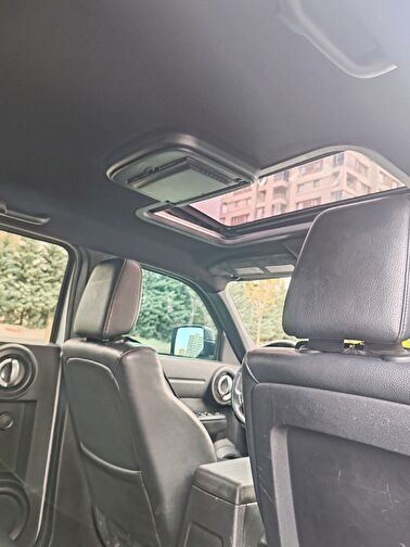 DODGE NITRO