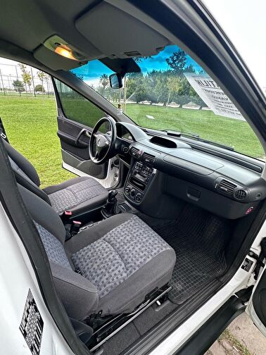 MERCEDES-BENZ VANEO