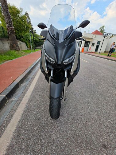 Yamaha X-Max 250 ABS