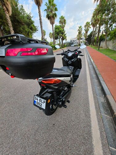 Yamaha X-Max 250 ABS
