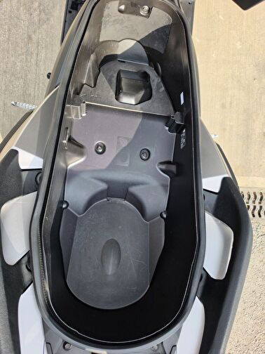 Yamaha X-Max 250 ABS