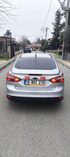 FORD FOCUS