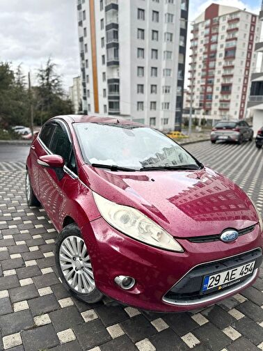 FORD FIESTA