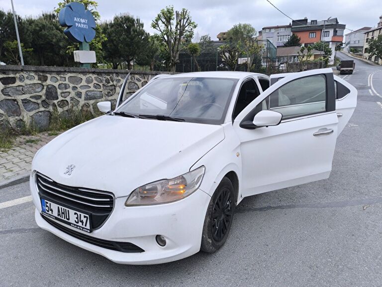 PEUGEOT 301