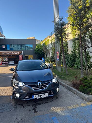 RENAULT MEGANE