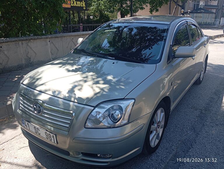 TOYOTA AVENSIS