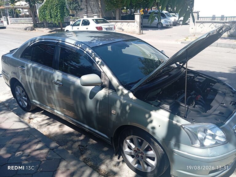 TOYOTA AVENSIS