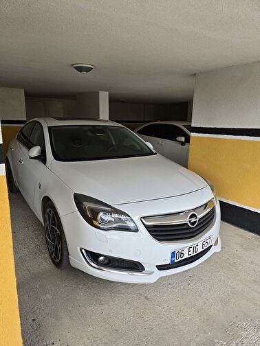 OPEL INSIGNIA