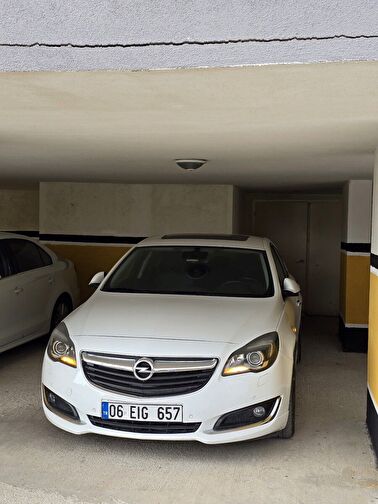 OPEL INSIGNIA