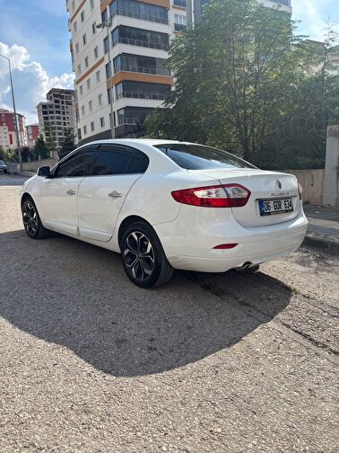 RENAULT FLUENCE