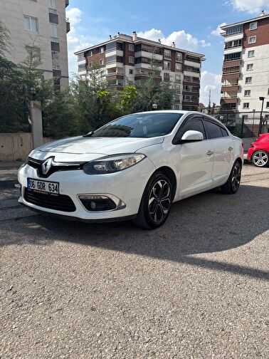 RENAULT FLUENCE
