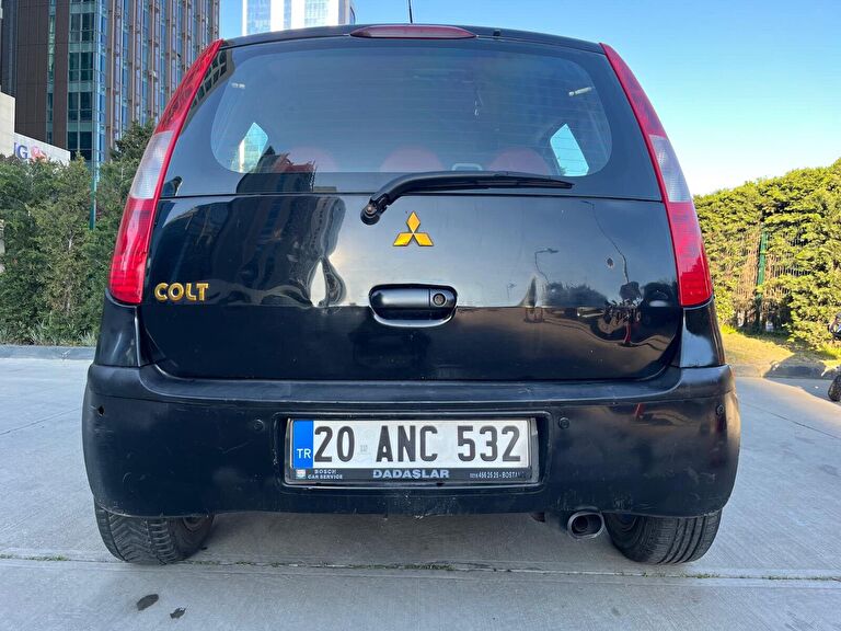 MITSUBISHI COLT