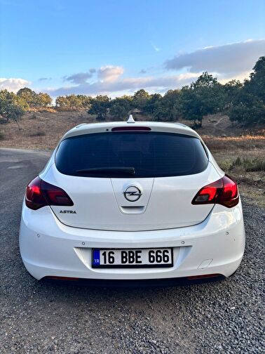 OPEL ASTRA