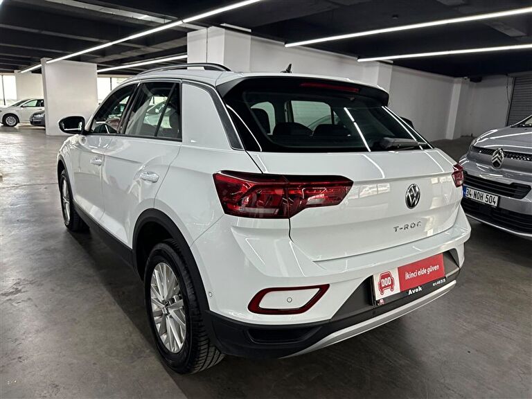VOLKSWAGEN T-ROC